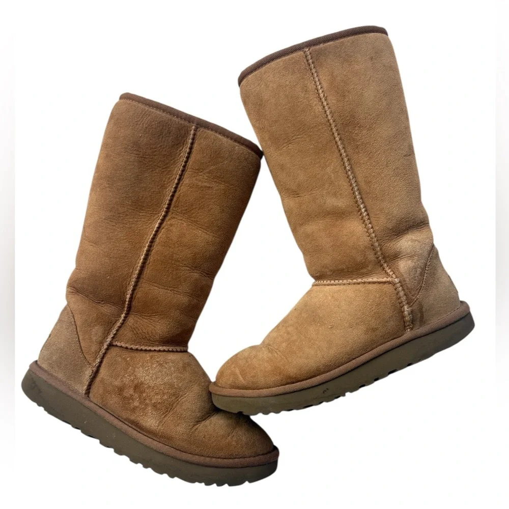 UGG Women's Classic Tall Winter Boot Size 6 - Chestnut Brown